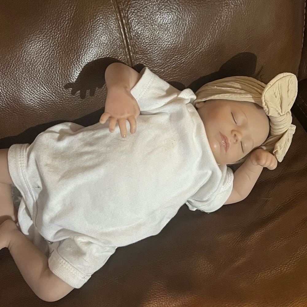 Real looking baby, Baby Dolls, Sleeping Re born style baby, Life like baby doll